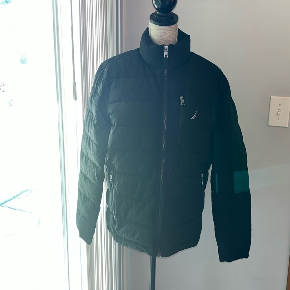 NAUTICA Men's Jacket Medium BLACK Water Resistant Lightweight Puffed size Medium
